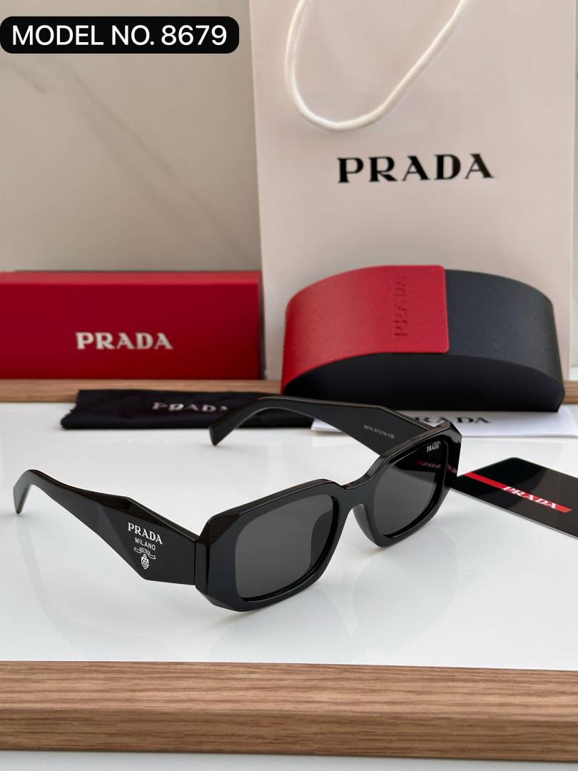 8679 Unisex Sunglass Black