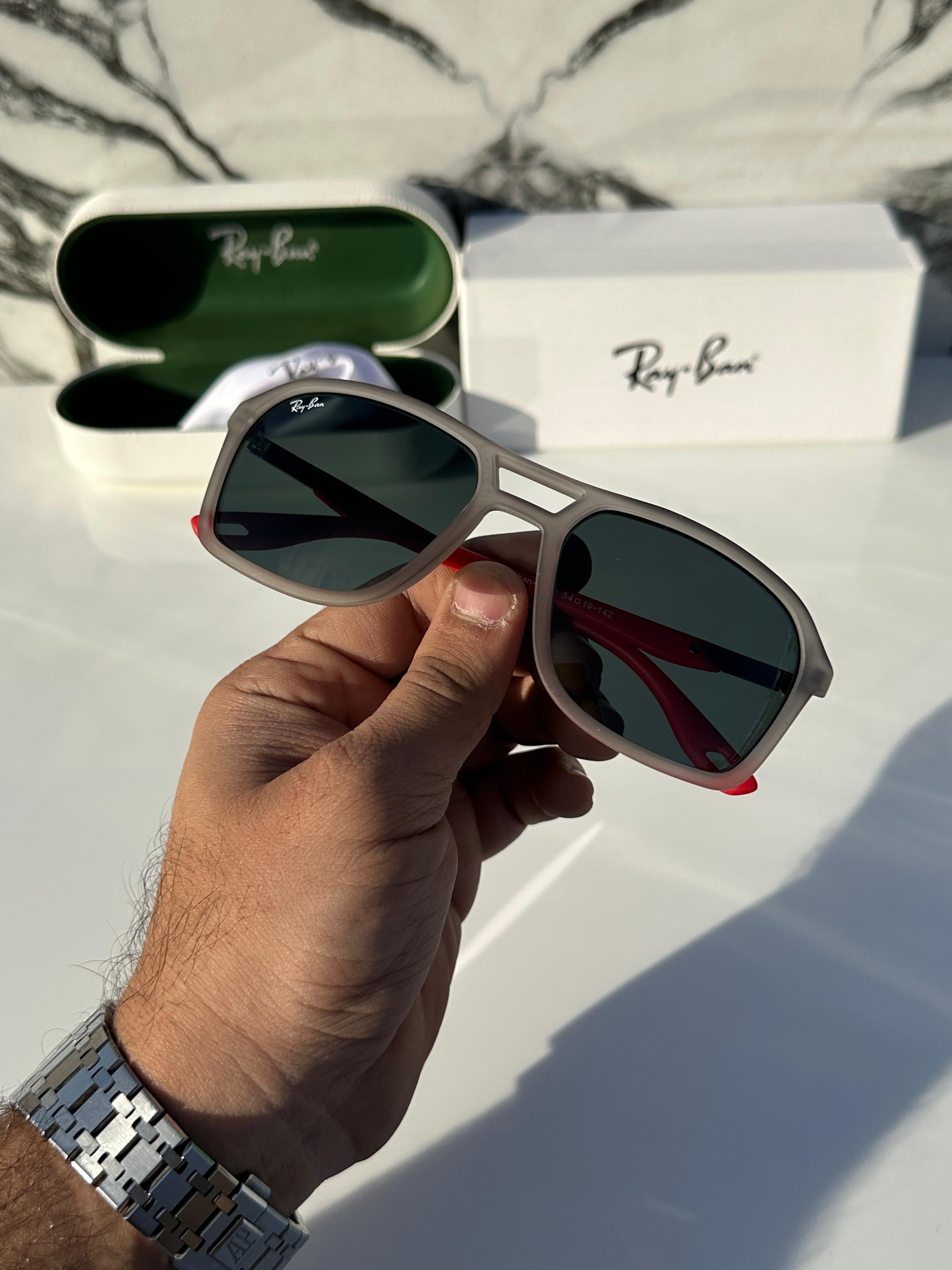 RA_yban 4293 grey red