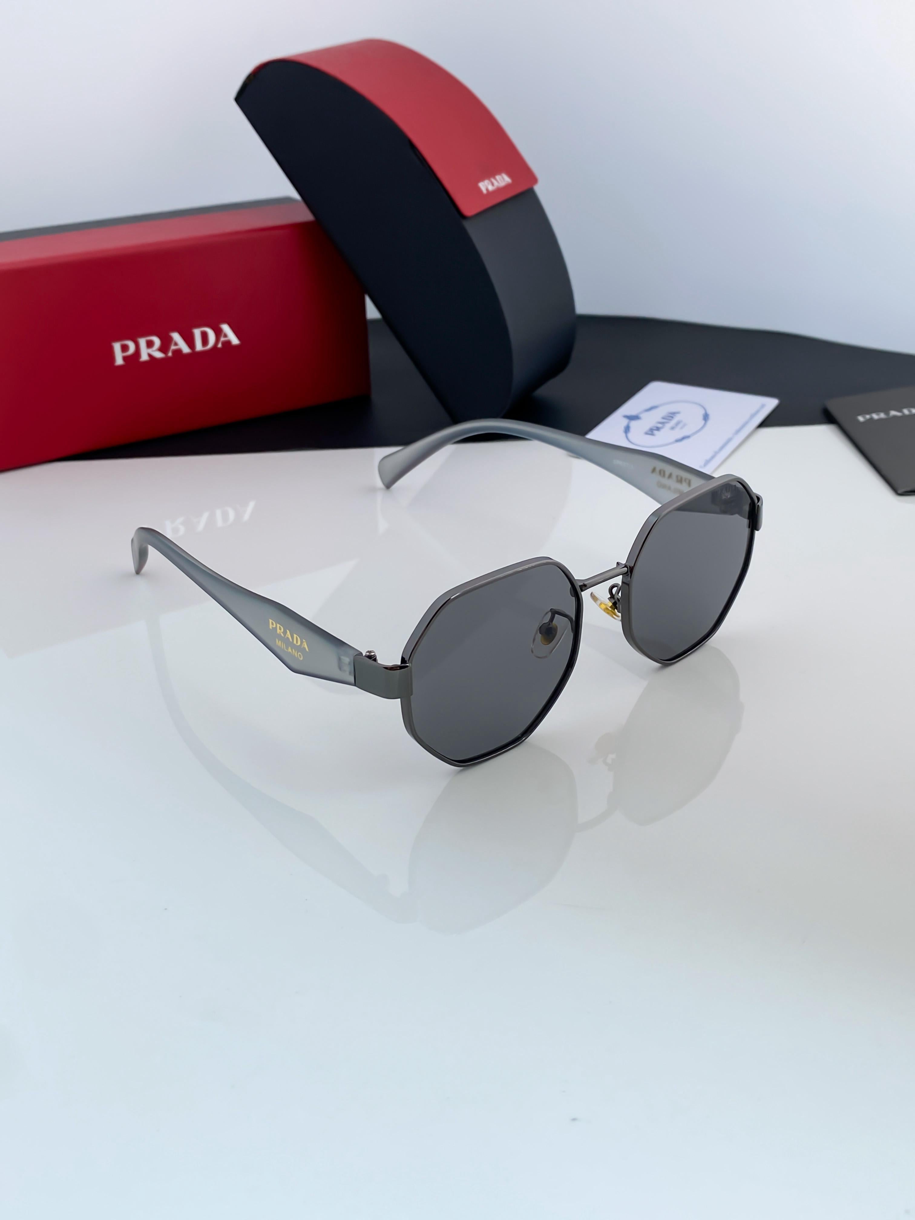 PRA_DA_ GREY BLACK 97S B