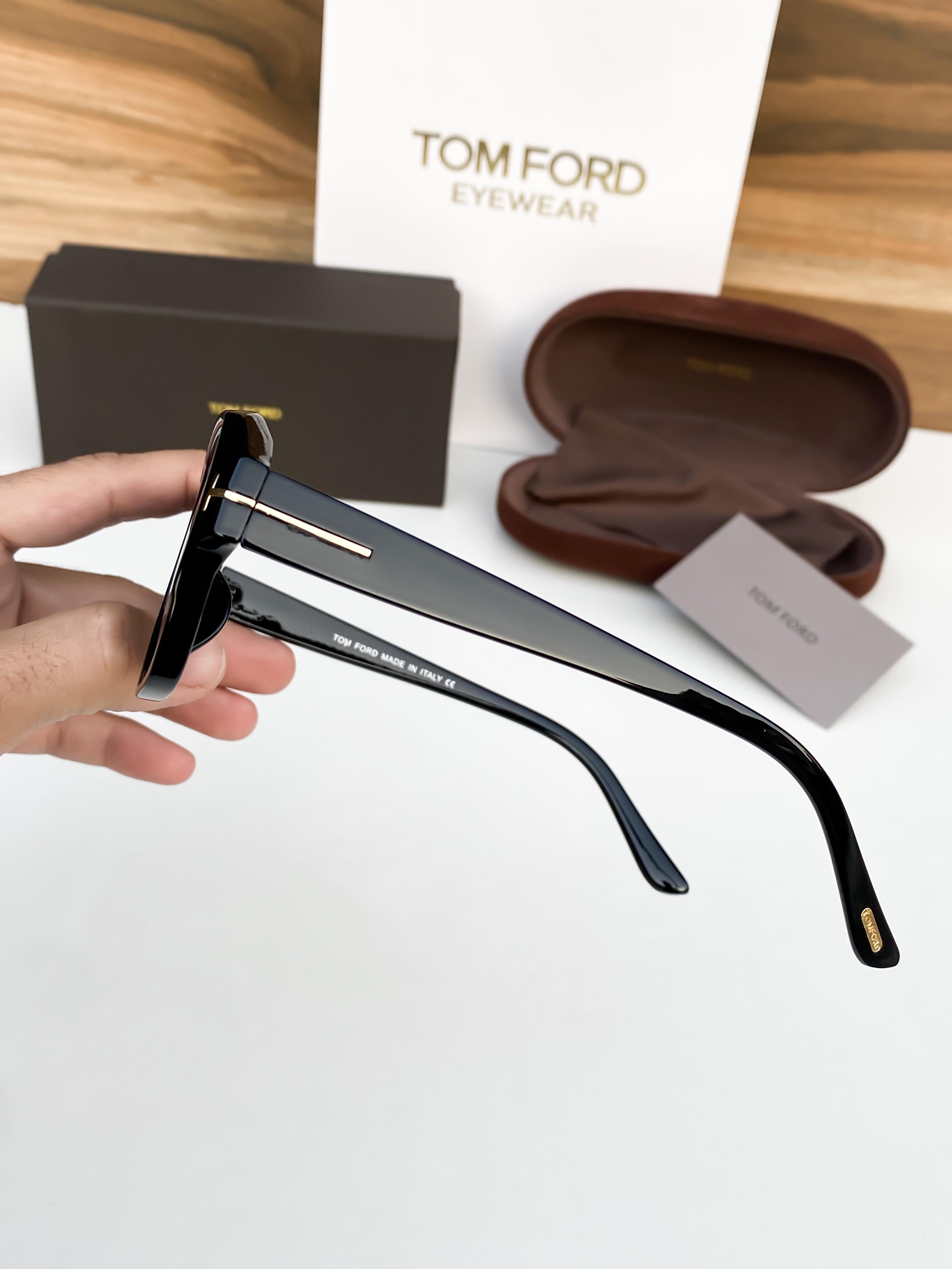 To_ MFORD  BLACK 6033