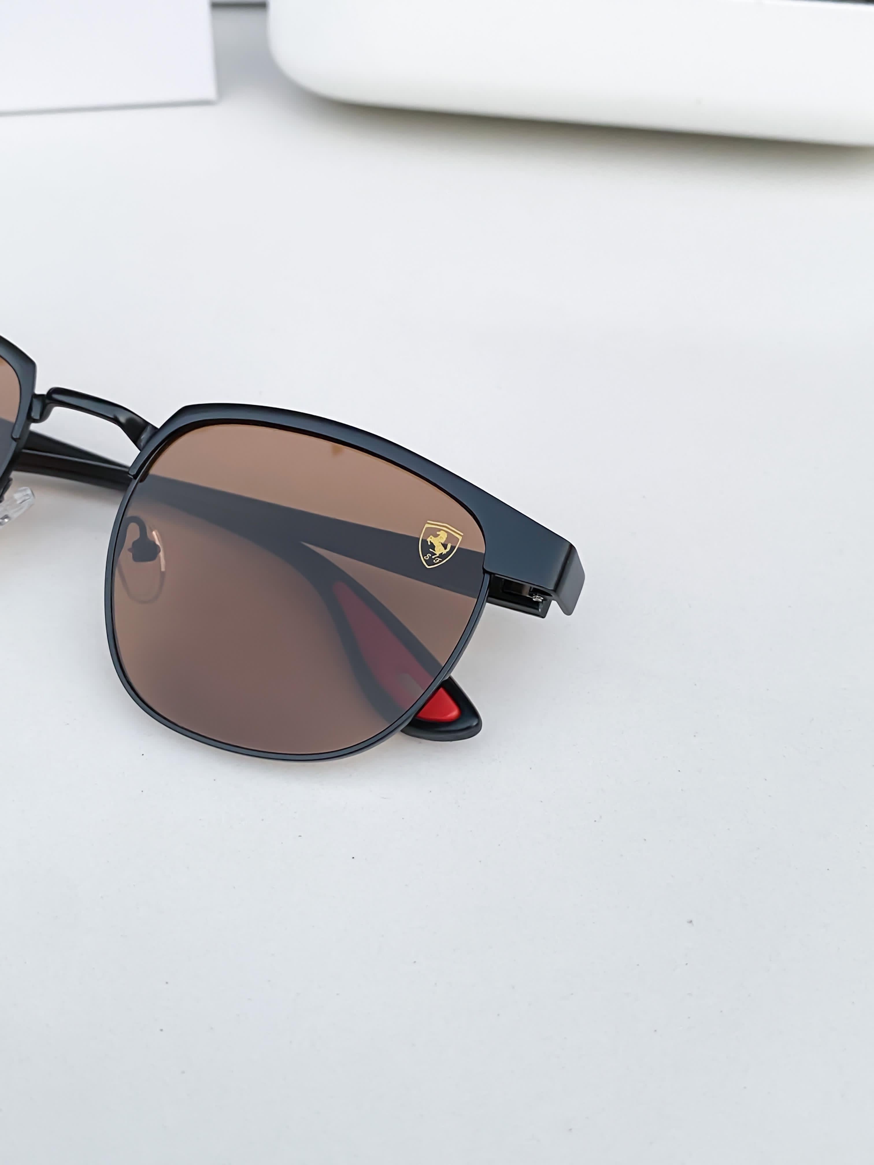 RA_YBAN BLACK Brown 03