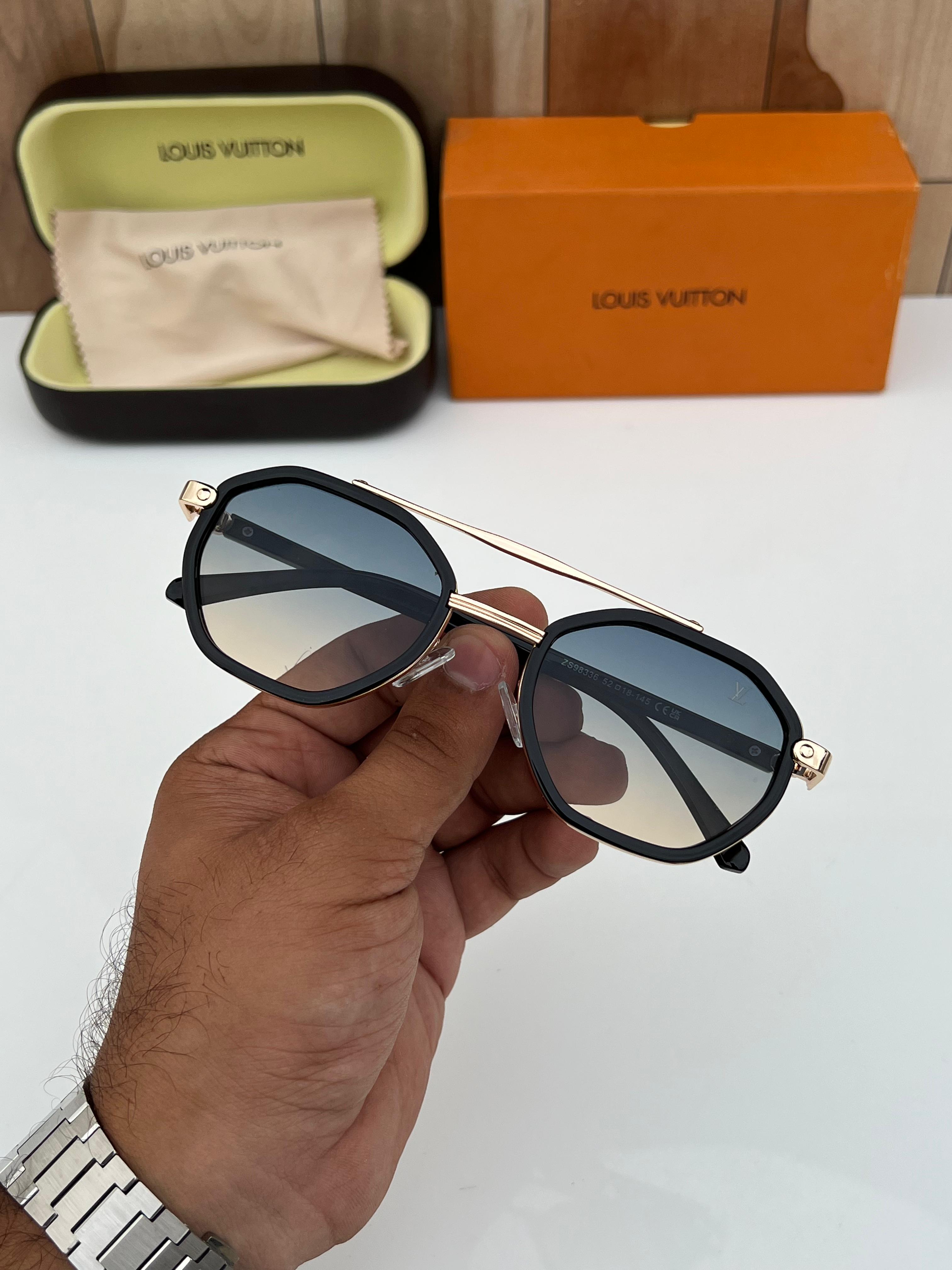 Lou_is Vui_tton black sunglass