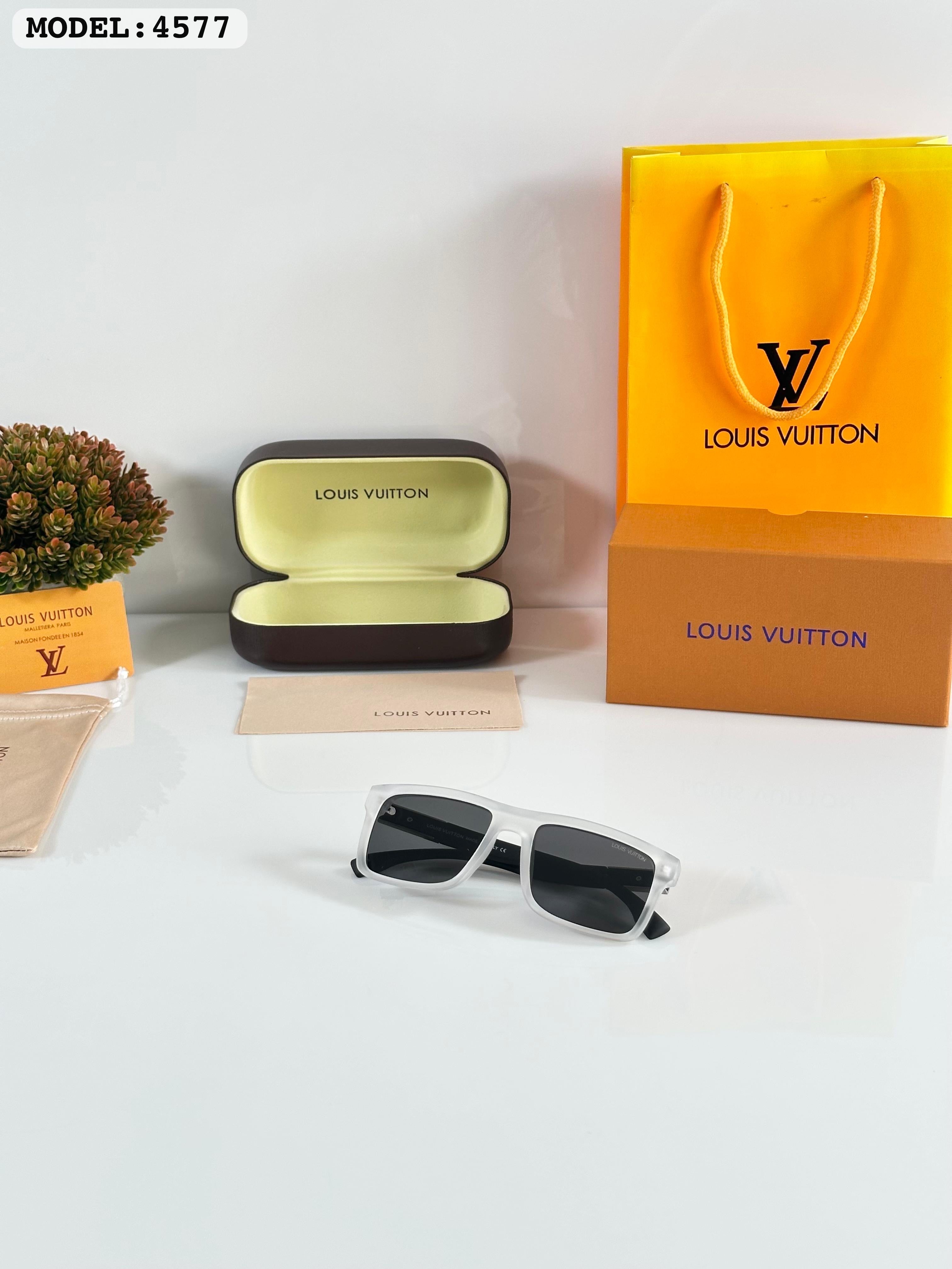 Lou_is_vuit_ton 4577 Ice Black