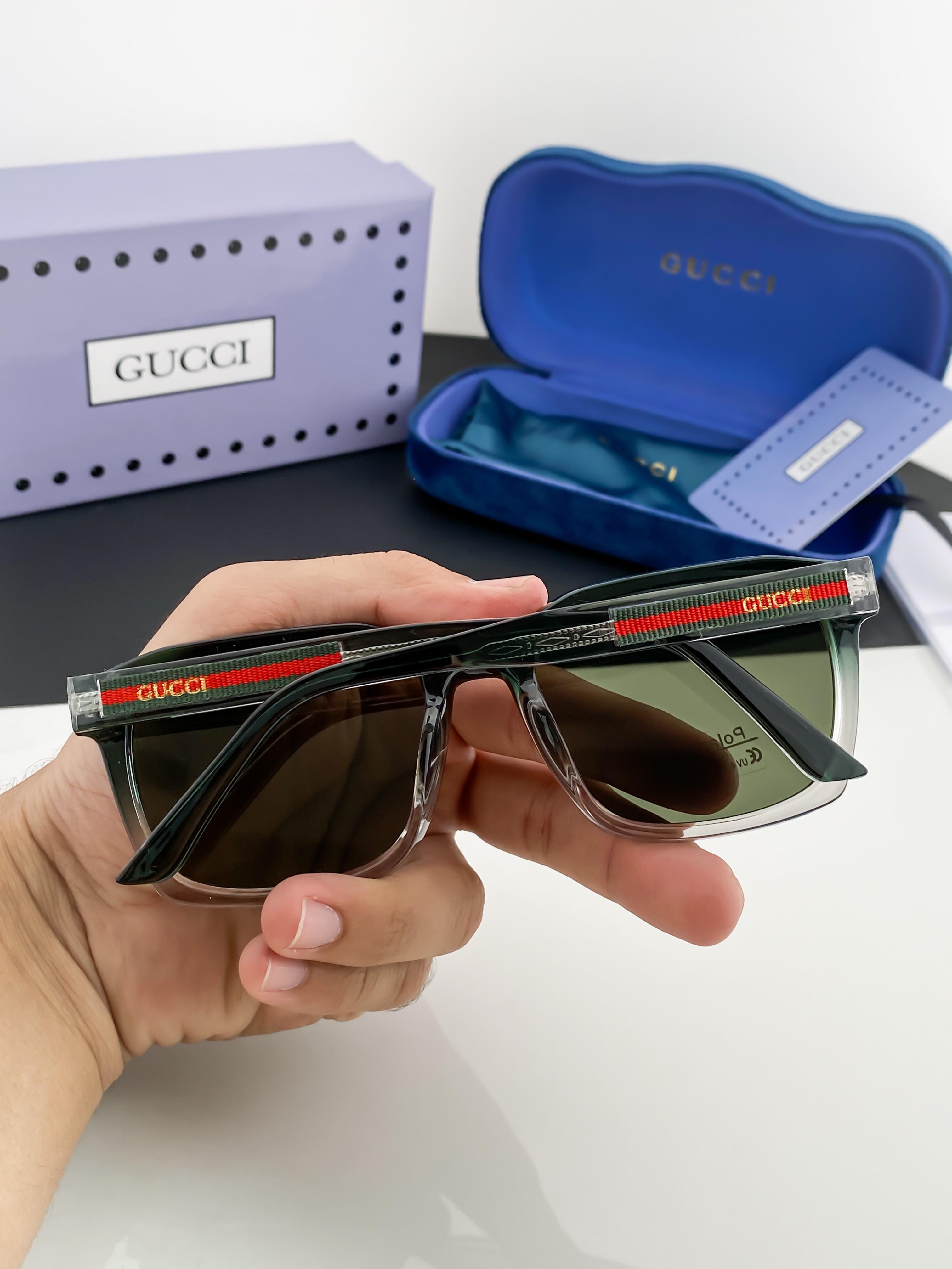 GU_C_CI GREEN 7727 B