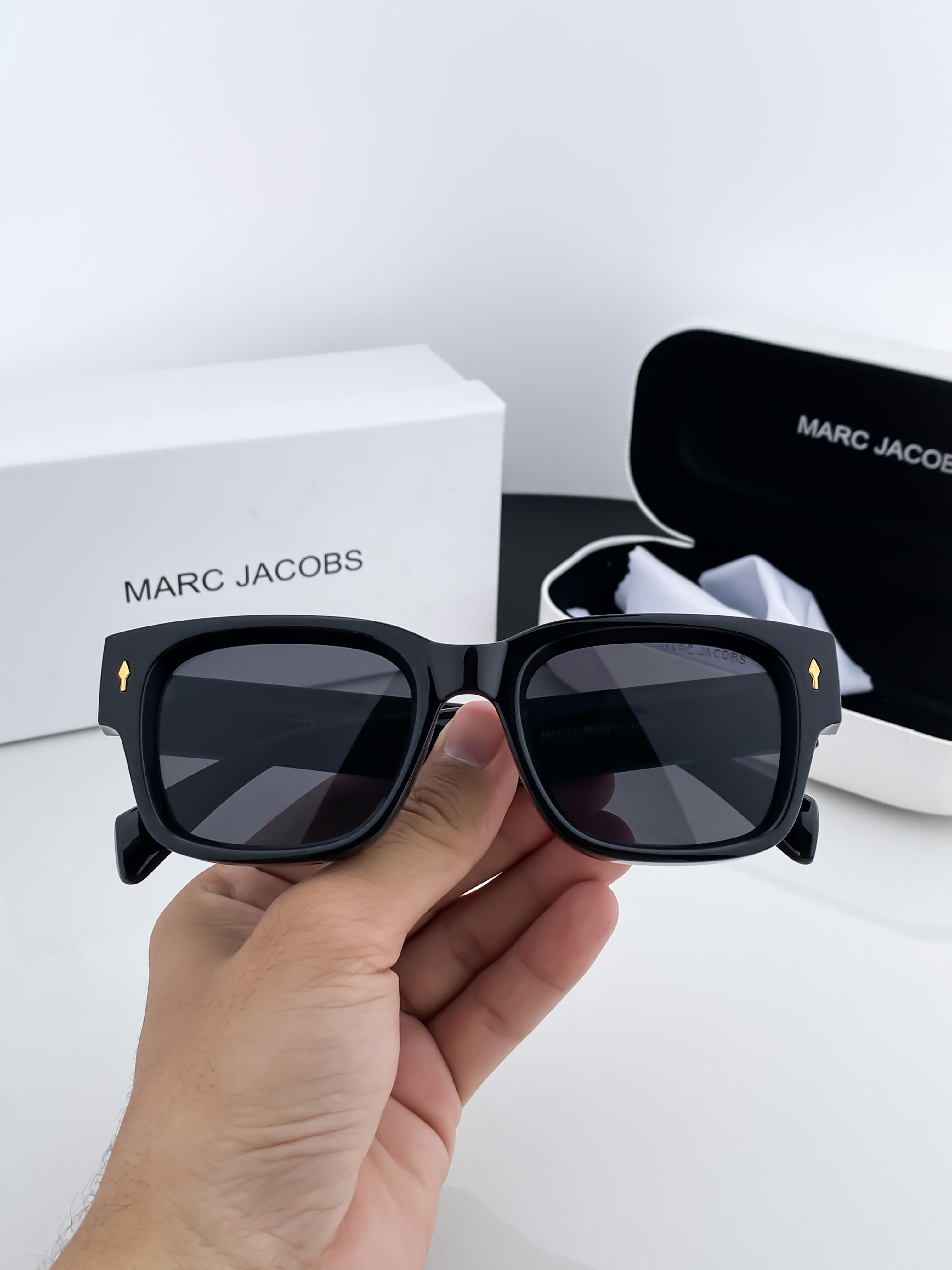 MA_R_C JA_CO_BS BLACK 11-17 B