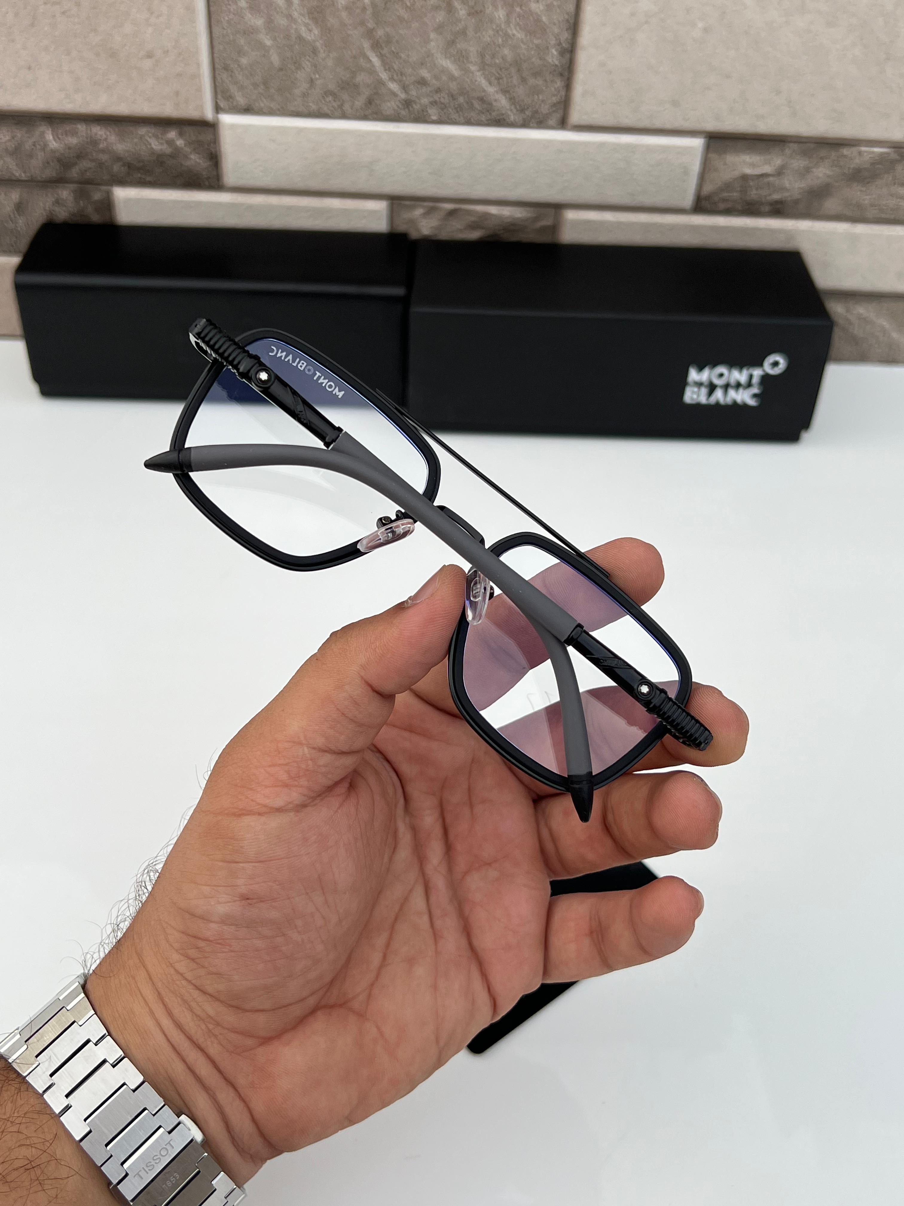 Mon 339 black plano A