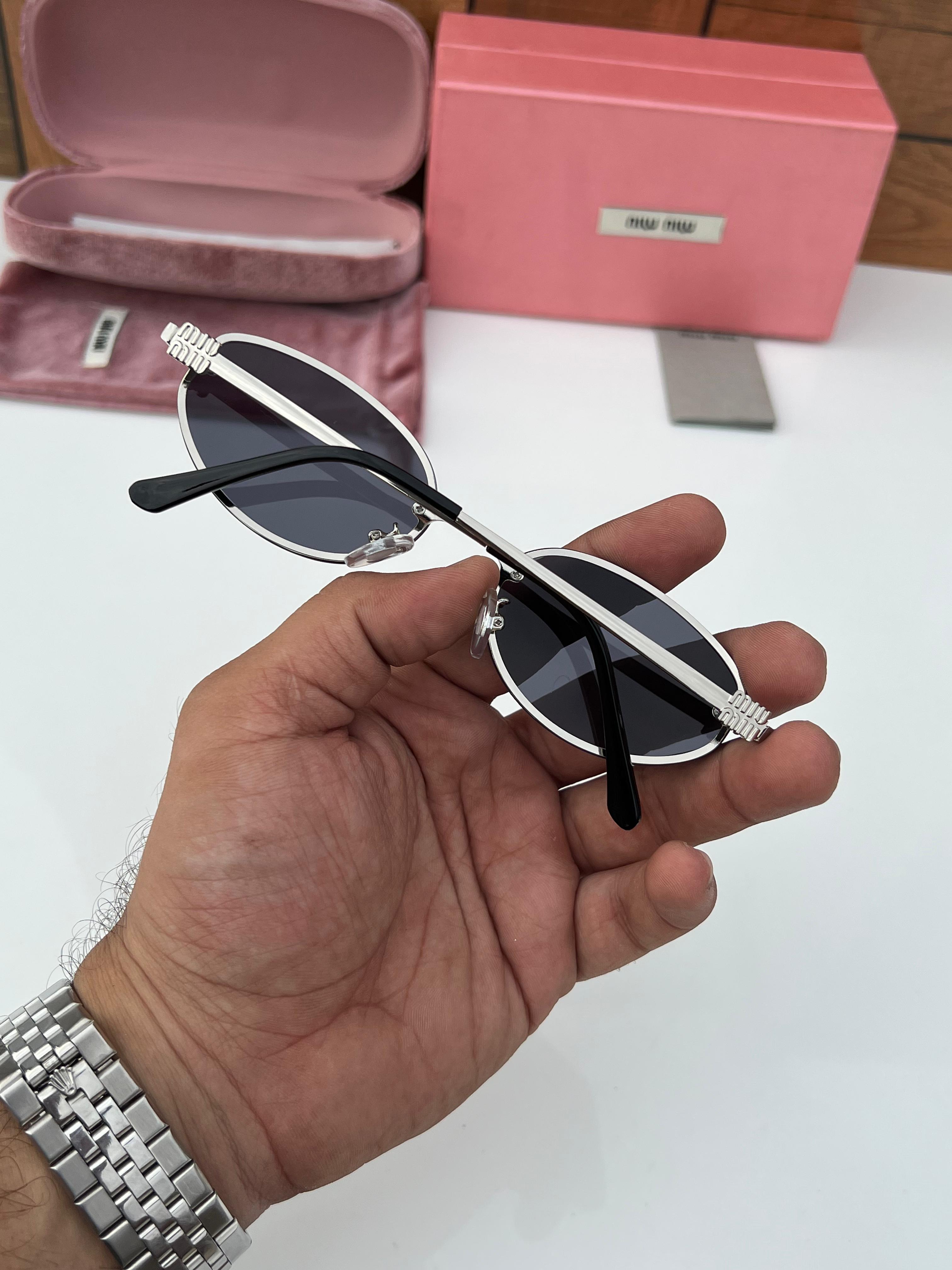 Mi 4128 silver black