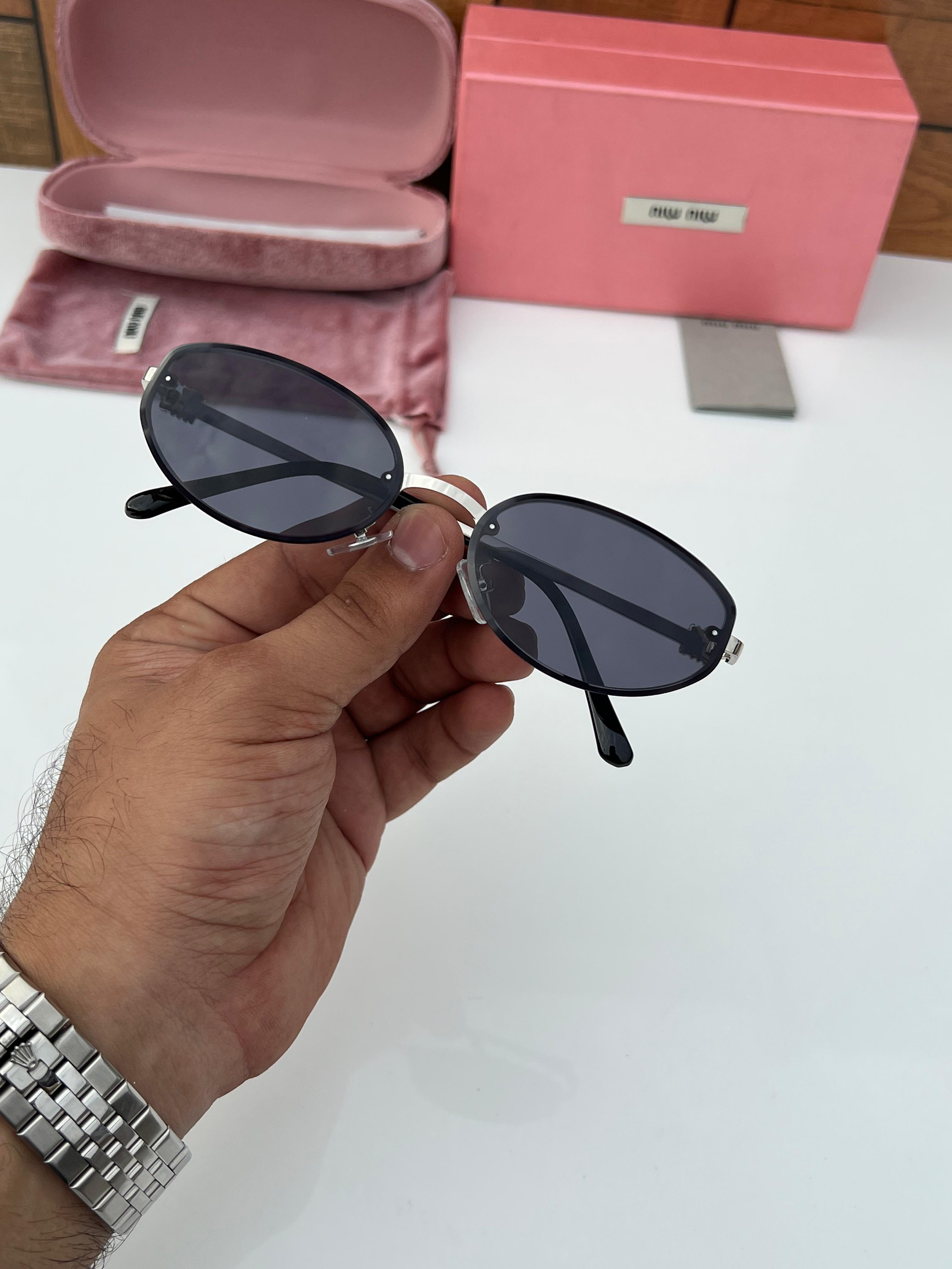 Mi 4128 silver black