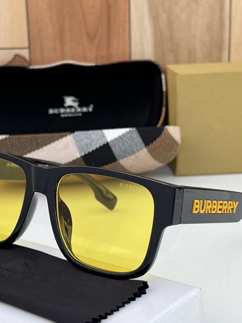 Burrberry 4458 Black Yellow