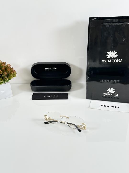 MU MU Women's 1025 Gold Day Night Colour Changing Glass