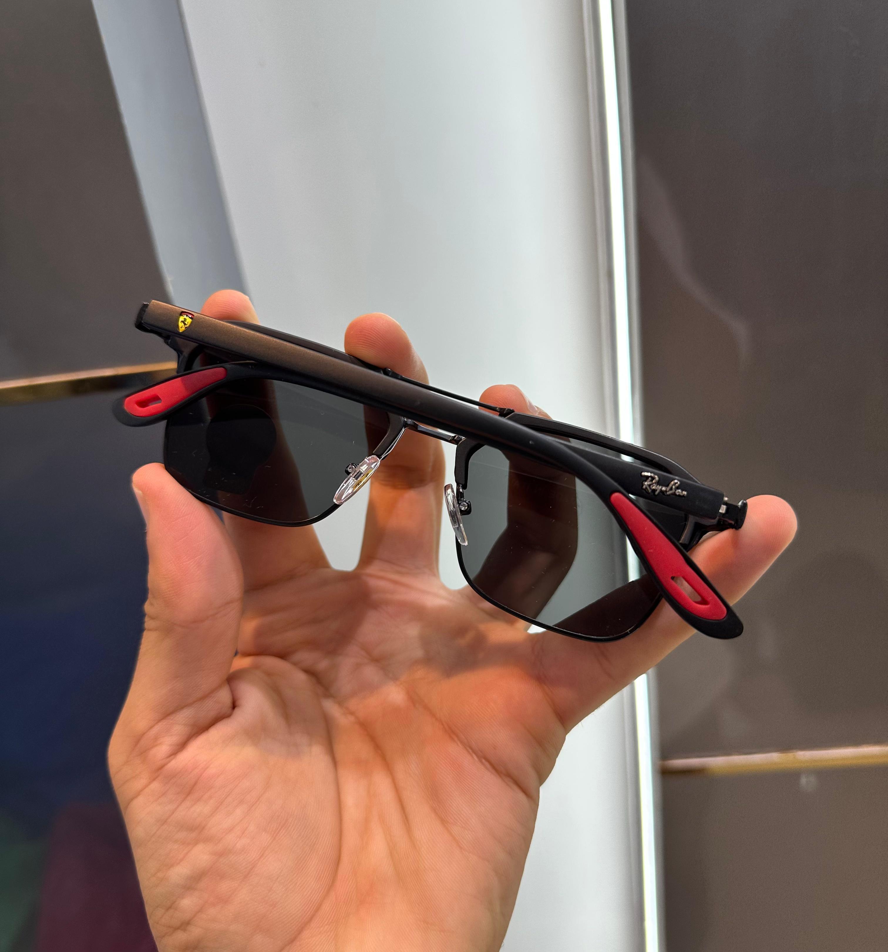 Rayban 04 Matte Ferrai Edition