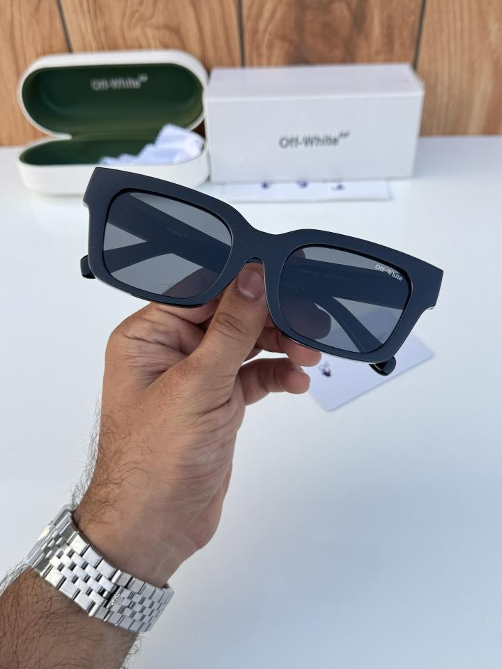 ALLU ARJUN OFF WHITE BLACK SUNGLASS