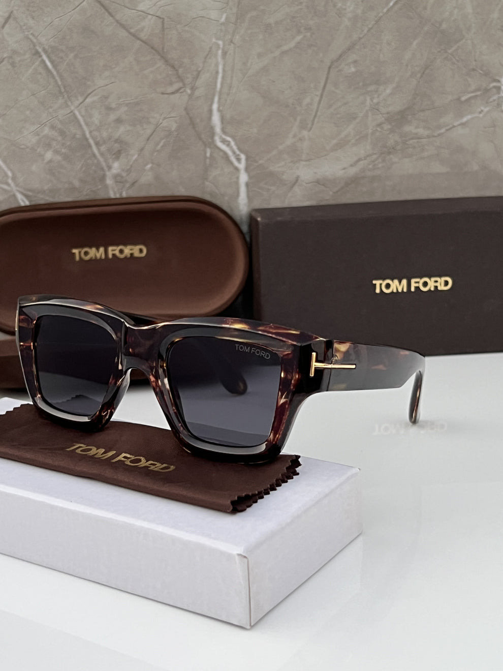 Tomforrd 4184 Tiger Black