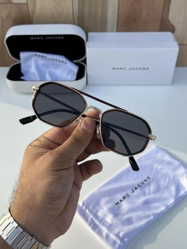 Marc Jacobs 2828 SRK Edition Exclusive.