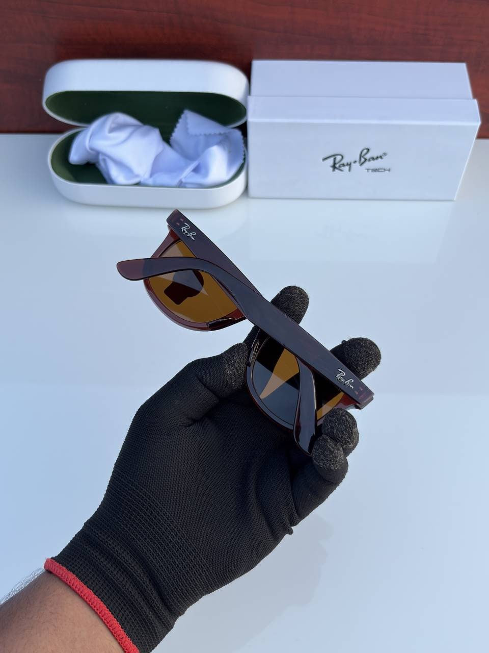2140 Glossy Brown Sunglass