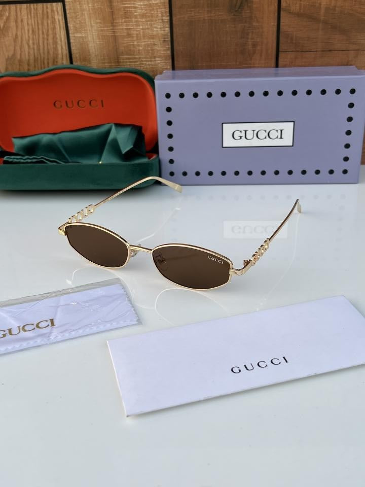 GC 32827 Gold Brown Unisex Model