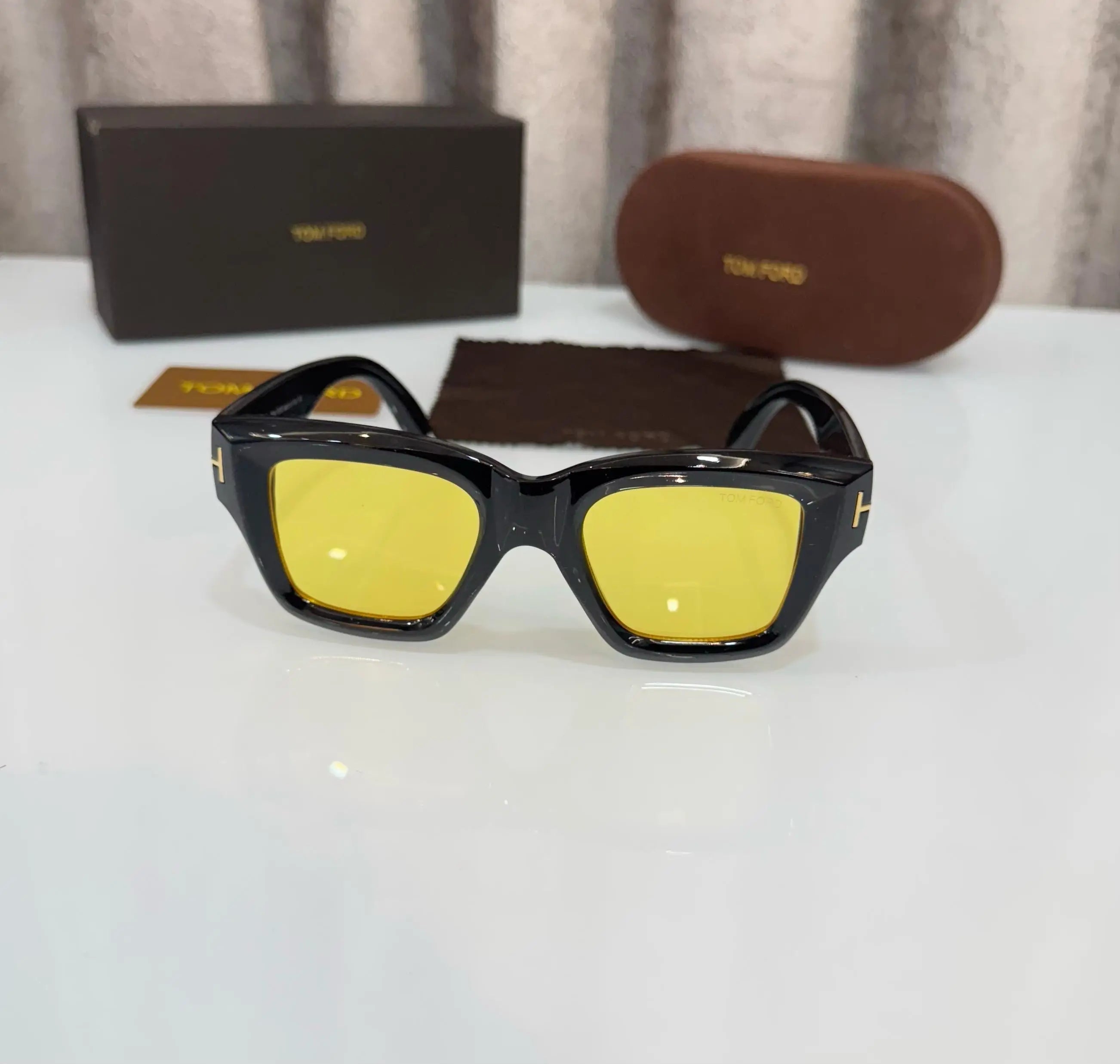 TOMFORD 184 BLACK/YELLOW SUNGLASS