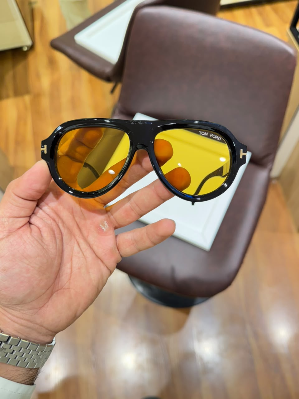 TF 299 Black Yellow