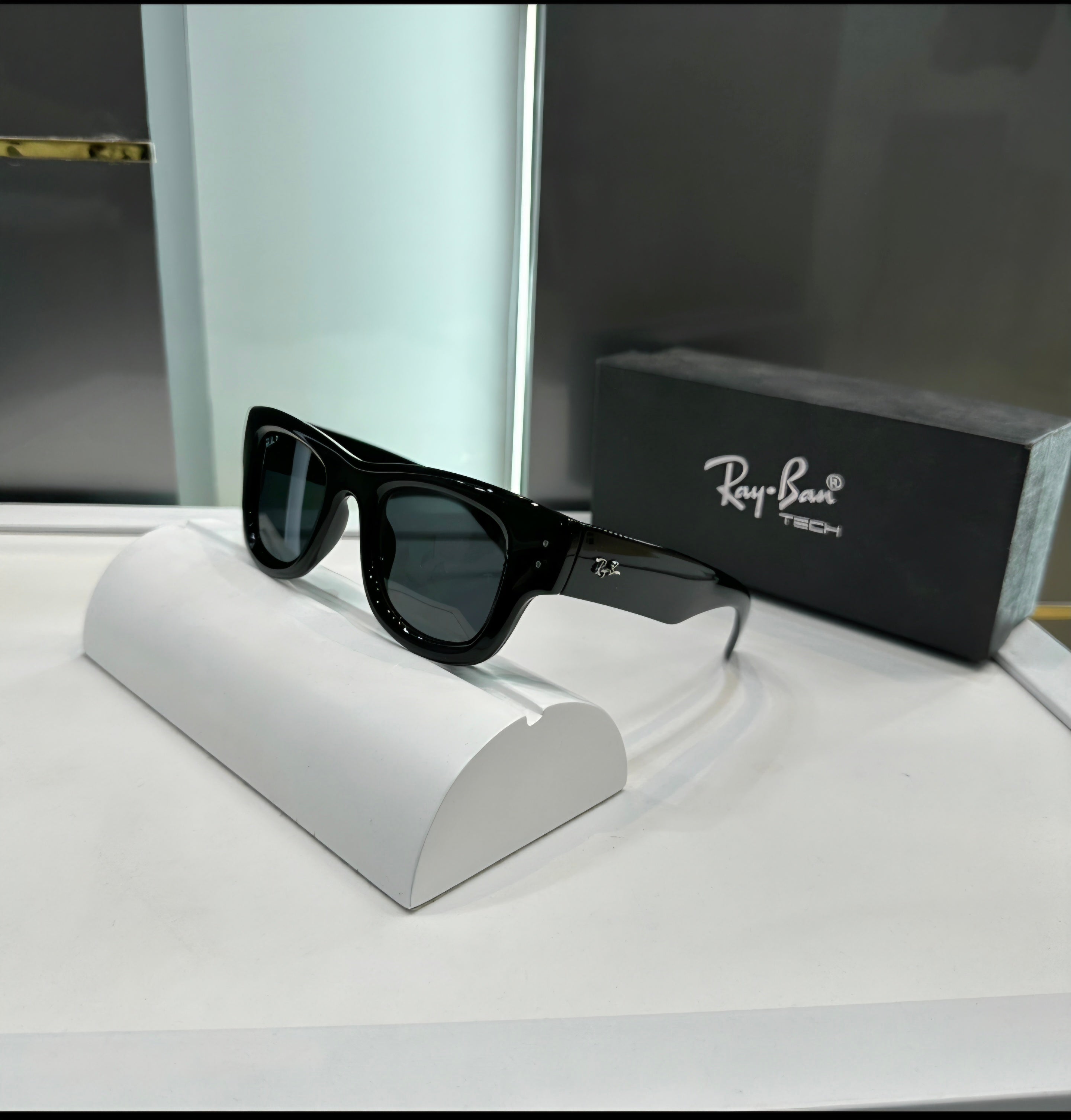 Rayban Mega Wayfarer Limited Edition