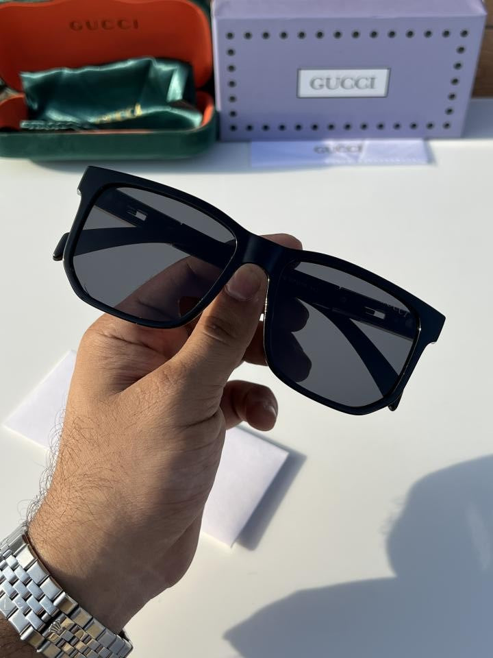 Gucci 2201 Black Sunglass sun