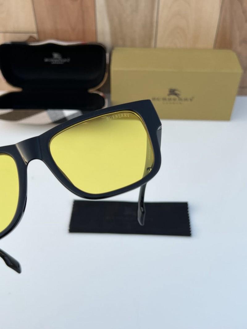 Burrberry 4458 Black Yellow