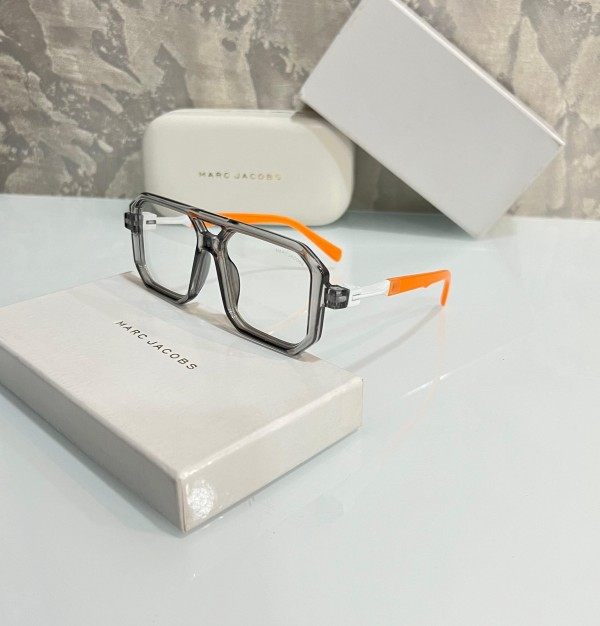 MARC JACOBS TRANSPARENT GREY FRAME 125