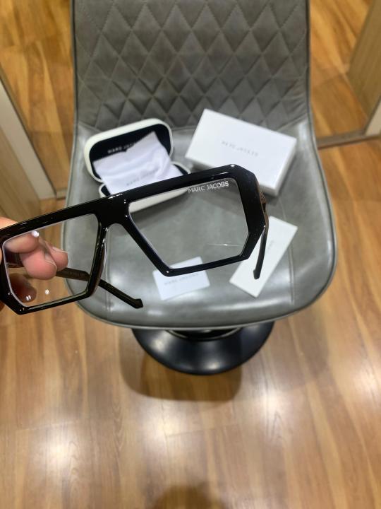 Marc Jacobs Kuborum Shahid Kapoor Edition